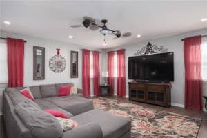 911 N W 250 Dr, Newberry, FL 32669, Sold 05/04/22