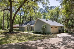 5528 SW 37 Dr, Gainesville, FL 32608, Sold 04/15/22