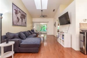 5051 SW 9th Ln, Gainesville, FL 32607, Sold 06/03/22