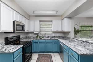 9520 NW 6th Pl, Gainesville, FL 32607, Sold 05/31/22
