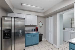9520 NW 6th Pl, Gainesville, FL 32607, Sold 05/31/22