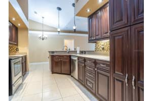 10539 NW 13 LN, GAINESVILLE, FL 32606 Sold 10/07/22