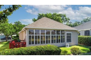 10513 NW 32nd Pl, Gainesville, FL 32606, Sold 05/31/22