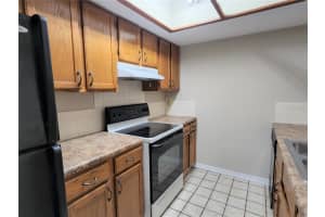 819 SW 56TH TER, GAINESVILLE, FL 32607 Sold 07/27/22
