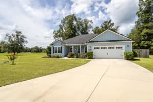 870 NW 256TH WAY, NEWBERRY, FL 32669 Sold 09/02/22