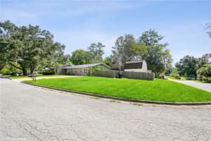 425 SW 97th Terrace, Gainesville, FL 32607, Sold 01/19/23