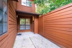 949 SW 56TH TER, GAINESVILLE, FL 32607 Sold 10/11/22