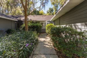 5055 SW 9th Ln, Gainesville, FL 32607, Sold 11/25/22
