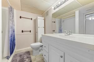 9905 NW 4th Pl, Gainesville, FL 32607, Sold 01/16/23