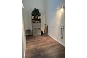 911 SW 51ST WAY, GAINESVILLE, FL 32607 Sold 03/17/23