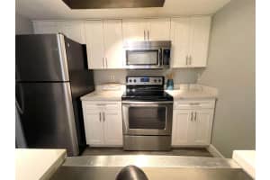 908 55TH TERRACE, GAINESVILLE, FL 32607 Sold 05/19/23