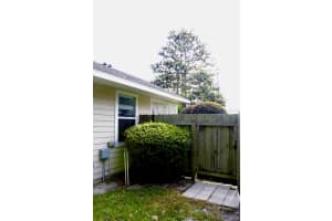 2046 73 STREET, GAINESVILLE, FL 32608 Sold 12/13/23