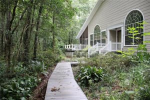 4901 SW 10th Ln, Gainesville, FL 32607, Sold 07/18/23
