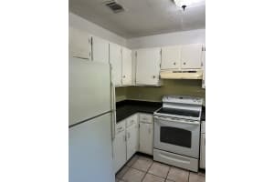 6811 46TH AVENUE, GAINESVILLE, FL 32608 Sold 02/09/24