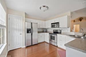 272 238TH TERRACE, NEWBERRY, FL 32669 Sold 10/25/23