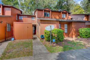 5852 8TH PLACE, GAINESVILLE, FL 32607 Sold 01/10/24