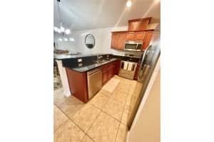 6101 117TH PLACE, ALACHUA, FL 32615 Sold 02/16/24