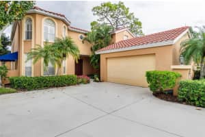 8025 VIA FIORE, SARASOTA, FL 34238 Sold 12/07/23