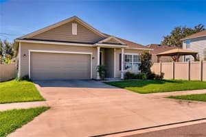 8277 60TH AVENUE, GAINESVILLE, FL 32608 Sold 05/03/24