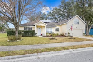 8818 10TH PLACE, GAINESVILLE, FL 32606 Sold 04/15/24
