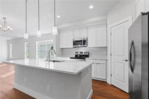 812 16TH DRIVE, GAINESVILLE, FL 32641 Sold 02/28/25