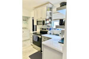 8824 35TH PLACE, GAINESVILLE, FL 32606 Sold 06/21/24