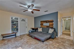 2042 9TH TERRACE, GAINESVILLE, FL 32609 Sold 10/18/24