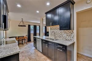 2042 9TH TERRACE, GAINESVILLE, FL 32609 Sold 10/18/24