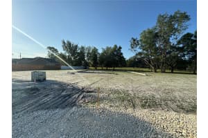 4911 10TH PLACE, KEYSTONE HEIGHTS, FL 32656 Sold 12/27/24