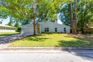 1020 19TH PLACE, GAINESVILLE, FL 32601 Sold 04/04/25