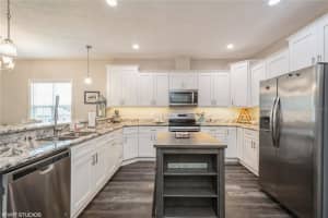 1581 120TH TERRACE, GAINESVILLE, FL 32606 Sold 10/17/24