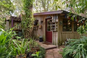250 W West Lake Dr, HAWTHORNE