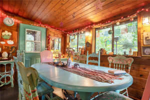 250 WEST LAKE DRIVE, HAWTHORNE, FL 32640 - MLS#MFRGC523118