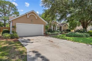 3927 59TH AVENUE, GAINESVILLE, FL 32653 Sold 11/04/24