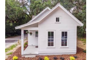 961 7TH AVENUE, GAINESVILLE, FL 32601 Sold 04/11/25