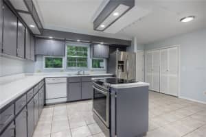 4027 33RD AVENUE, GAINESVILLE, FL 32606 Sold 10/01/24