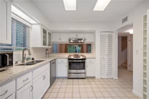 2427 47TH LANE, GAINESVILLE, FL 32605 Sold 04/07/25