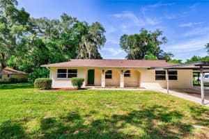 221 GROVE STREET, KEYSTONE HEIGHTS, FL 32656 Sold 07/11/25
