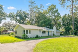 2224 LAKE WEIR AVENUE, OCALA, FL 34471 Sold 10/02/24