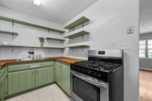 1431 20TH AVENUE, GAINESVILLE, FL 32609 Sold 02/03/25