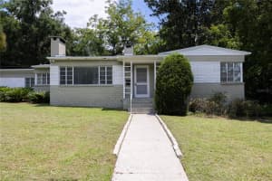 1067 Sw 11th Ter, GAINESVILLE