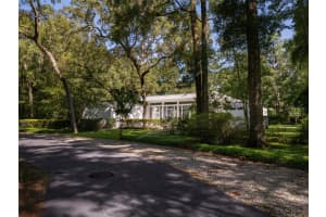 3950 30TH PLACE, GAINESVILLE, FL 32606 Sold 12/23/24