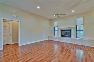 8136 9TH LANE, GAINESVILLE, FL 32607 Sold 09/27/24