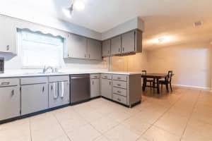 2401 46 TERRACE, GAINESVILLE, FL 32606 Sold 01/16/25