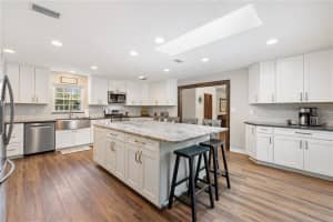 3824 34TH PLACE, GAINESVILLE, FL 32606 Sold 01/03/25