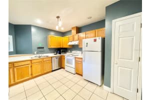 940 42ND TERRACE, GAINESVILLE, FL 32605 Sold 05/30/25