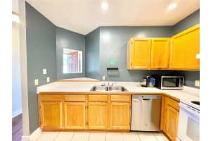 940 42ND TERRACE, GAINESVILLE, FL 32605 Sold 05/30/25