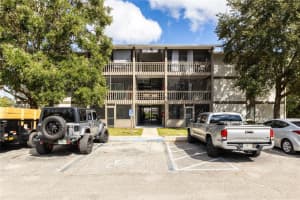 6519 NEWBERRY ROAD, GAINESVILLE, FL 32605 - MLS#MFRGC525669