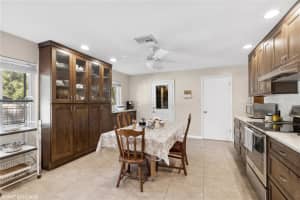 3750 16TH PLACE, GAINESVILLE, FL 32605 Sold 01/24/25