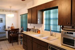 1631 43RD AVENUE, GAINESVILLE, FL 32605 Sold 12/19/24